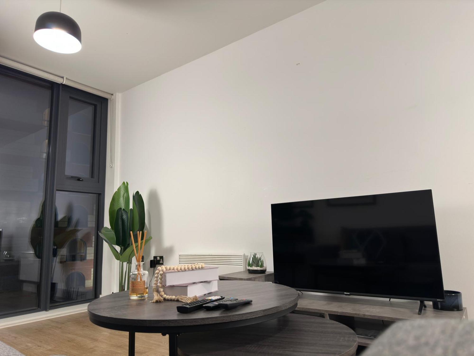Cozy City Centre Apartment With Free Parking And Free Gym Birmingham Esterno foto